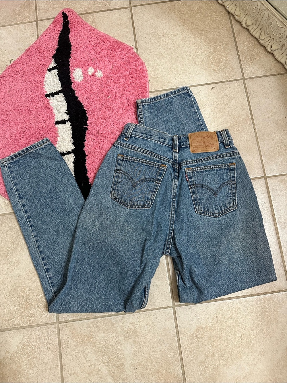 Vintage High-Rise Blue Women’s Jeans - Picture 4 of 4